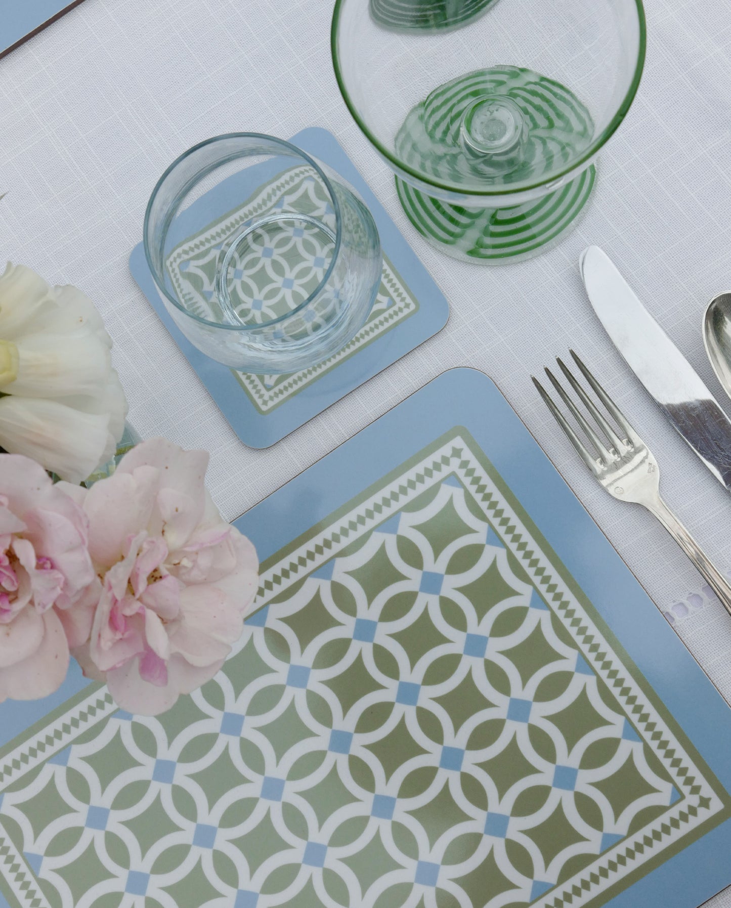 Lattice Set of 6 Placemats