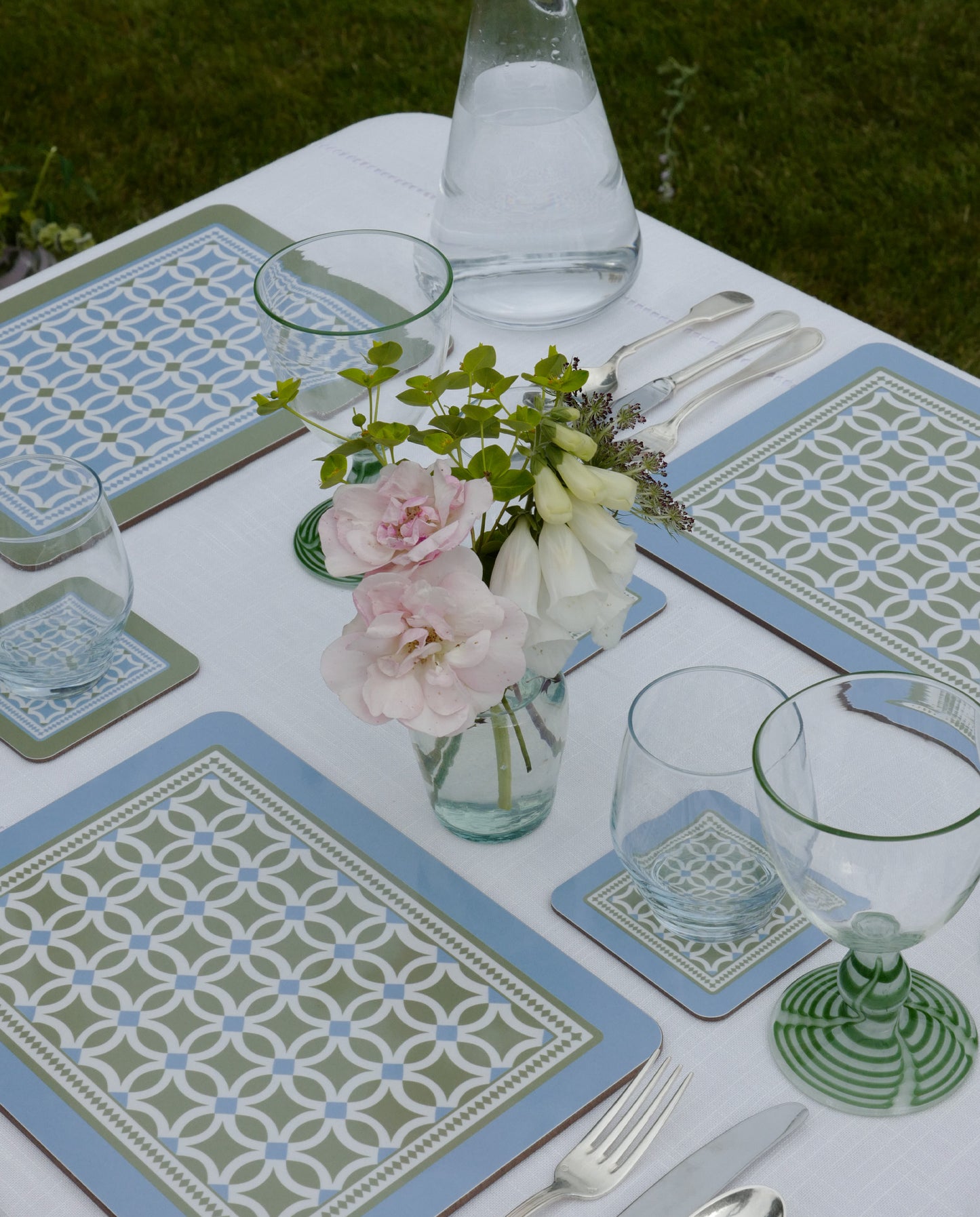 Lattice Set of 6 Placemats