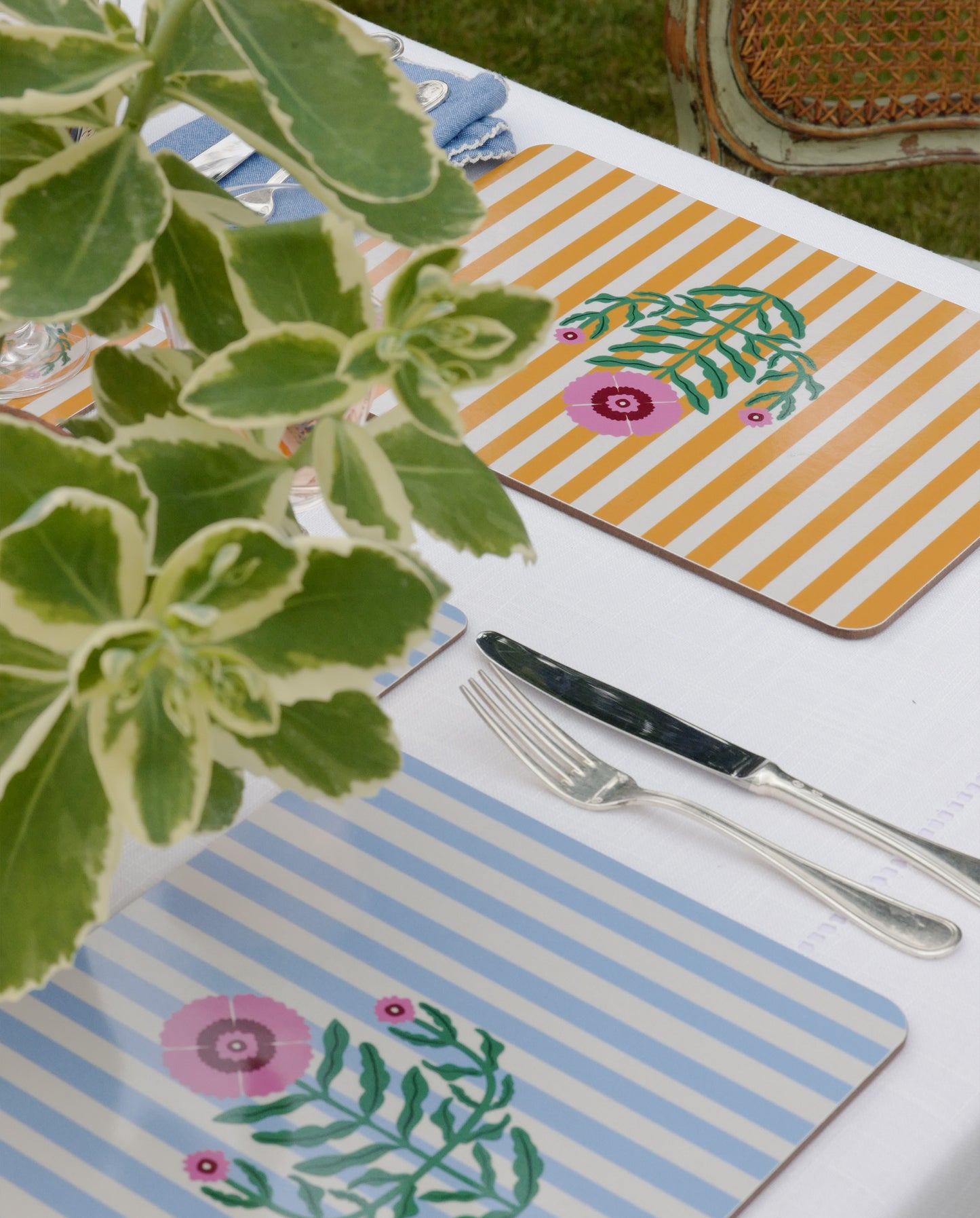 Bloomfield Stripes Set of 6 Placemats