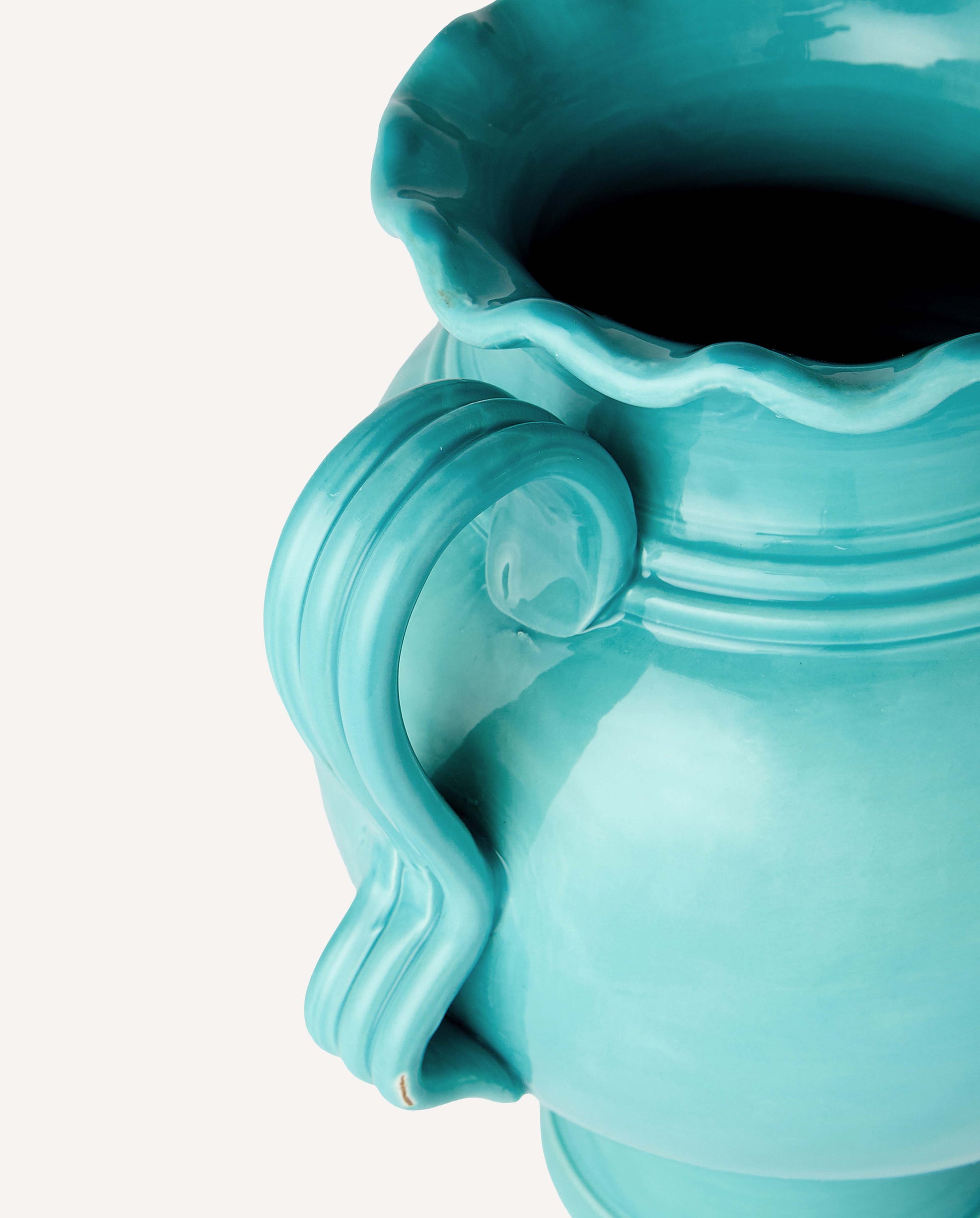 Ianthe_Ceramic_Balu_London_Blue_2